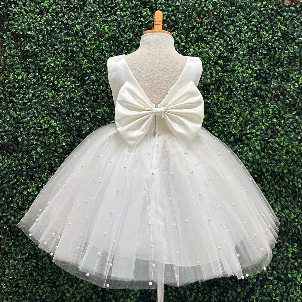 *never worn* Ivory Pearl Tulle Flower Girl Wedding Communion Dress